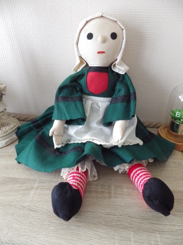Ancienne poupee becassine - ancienne,