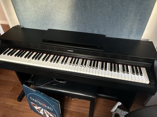 Yamaha arius digital piano - yamaha,