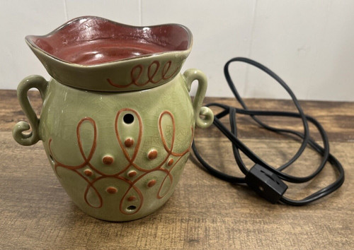 Retired scentsy dsw wyny - retired,