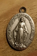 Médaille Religieuse Ancienne