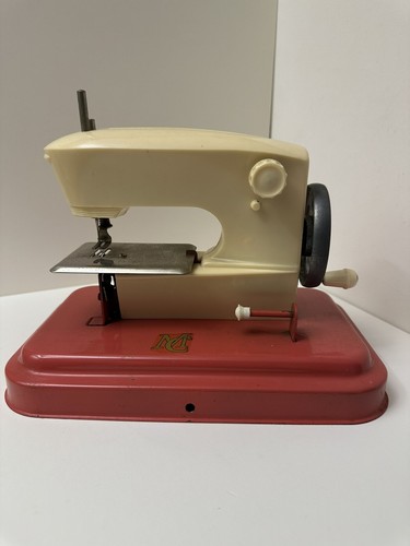 Ancienne machine coudre - ancienne,