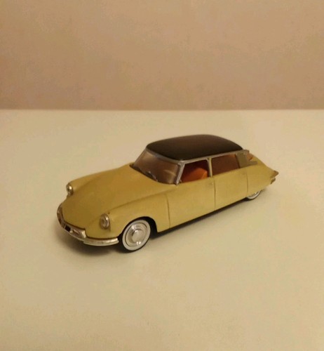 Universal hobbies citroen - hobbies, 1/43
