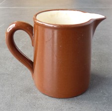 Pichet en faïence de Sarreguemines