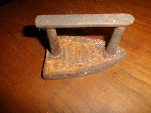 Ancien petit fer - petit,