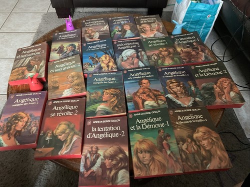 Lot 19 livres - 📚📚📖,
