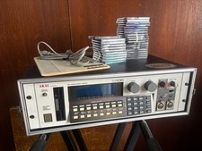Akai S1100 MIDI Stereo Digital