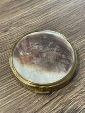 Ancien poudrier en nacre