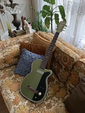 Harmony H42 Stratotone Newport