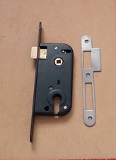 serrure à encastrer