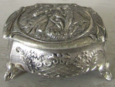 Boîte à bijoux métal Japan