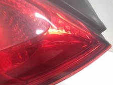 Feu arriere principal droit