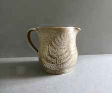 vase pichet en grès décor herbier, fougère, signé Pol ou Zol, vers 1970