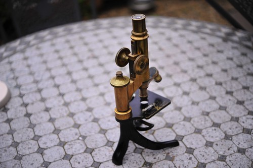 Old leitz microscope - old,
