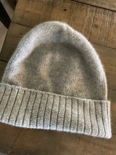 UNIQLO: BONNET UNISEXE GRIS 100% CACHEMIRE, NEUF