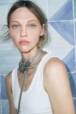 ZARA 2025 COLLIER EN FLEURS
