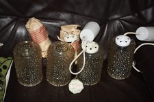 LOT   4 ANCIENNES SUSPENSIONS EN VERRE BULLE  AMBRE