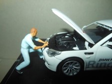 rare figurine mécanicien 1/43 mécano accessoire diorama garage wrc rallye rs gti