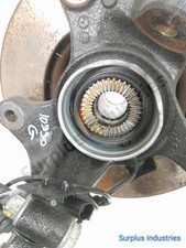 MOYEU AVANT GAUCHE MERCEDES