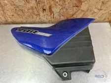 Cache sous selle droit Yamaha YBR 125 2004 à 2009