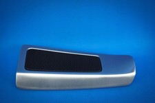 Grille de haut-parleur A8 4H
