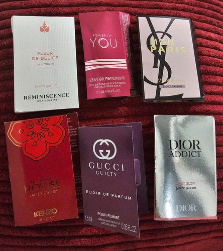 Lot échantillons parfum - de,