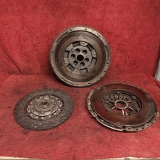 ?? Embrayage volant Moteur 2.0 Tdi CBA CBAB VW Golf 6  Touran Audi Seat Skoda 