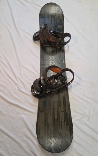 Forum recon snowboard - 158cm, w/