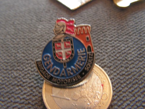 Pins gendarmerie motard - ,