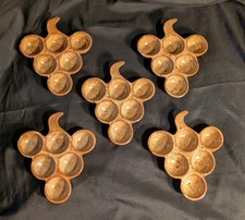 5 Plat à 6 Escargots en Forme de Grappe de Raisin, Grès Moucheté Vernissé