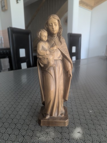 Vierge enfant en - l'enfant, bois