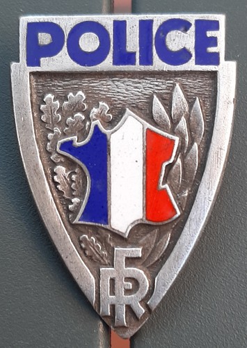 Insigne obsolète képi - insigne,