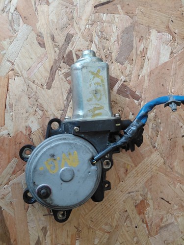 Moteur lève vitre avant