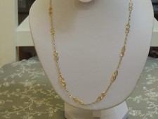 Collier or 18 carats maille filigrane