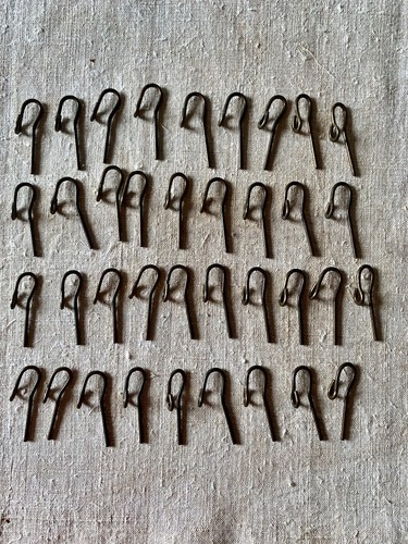 Crochets anciens laiton - 37,