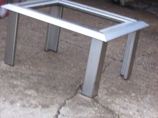 table de salon inox vitre cassé