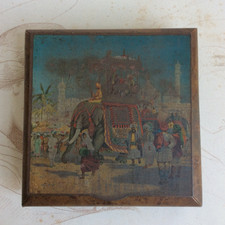 HUNTLEY AND PALMERS Boite Ancienne Publicitaire Tôle Lithographiée 1900 Eléphant