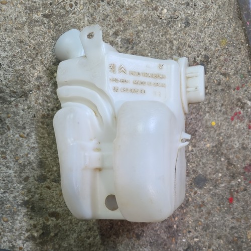 Bocal lave glace peugeot - bocal,