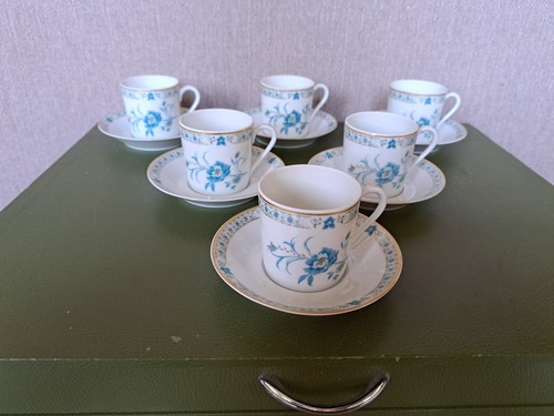 Belle serie tasses a cafe - serie,