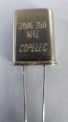 Cristal oscillateur