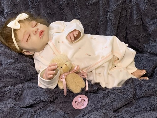 Sweet newborn reborn baby girl - newborn,