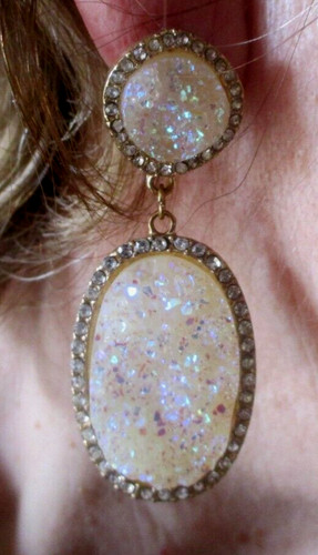Boucle oreille percée - d'oreille,
