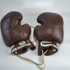 Gants de boxe à lacets