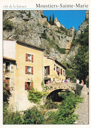 Moustiers sainte marie cite - 4,
