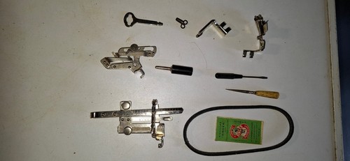 Lot pieces et accessoires - de,