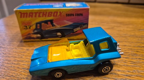 Voiture miniature matchbox - miniature,