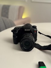 Sony Alpha 77 + Objectif Carl Zeiss 16-80 mm – Excellent état