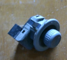 BOUTON REGLAGE RETROVISEURS   CLIO 2  MEGANE  820002442A