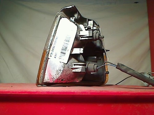 Clignotant droit volvo 240 - volvo,