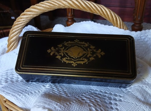 Ancienne boîte rectangulaire - boîte,