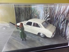 Norev CEC 1/43 - Diorama Peugeot 504 A la Chasse COMPLET du personnage